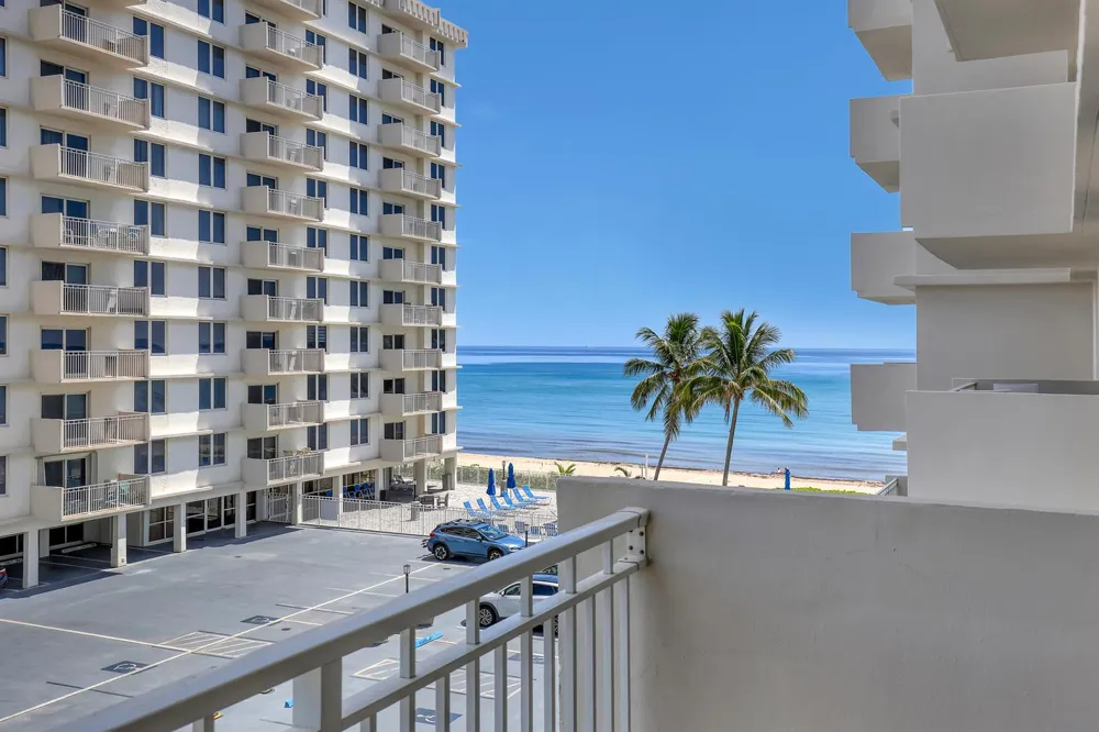 3221 S OCEAN BOULEVARD #302 Highland Beach, FL 33487