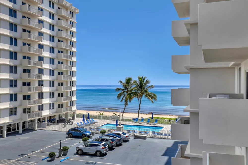 3221 S OCEAN BOULEVARD #302 Highland Beach, FL 33487