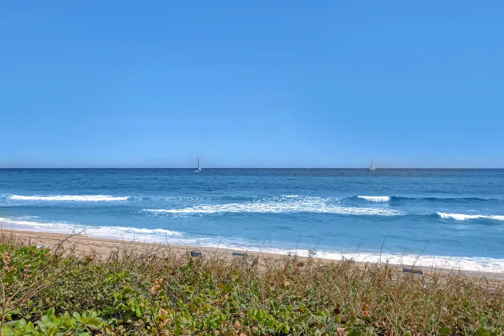 3221 S OCEAN BOULEVARD #302 Highland Beach, FL 33487