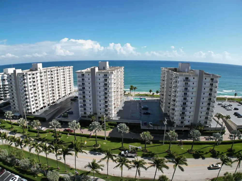 3221 S OCEAN BOULEVARD #302 Highland Beach, FL 33487