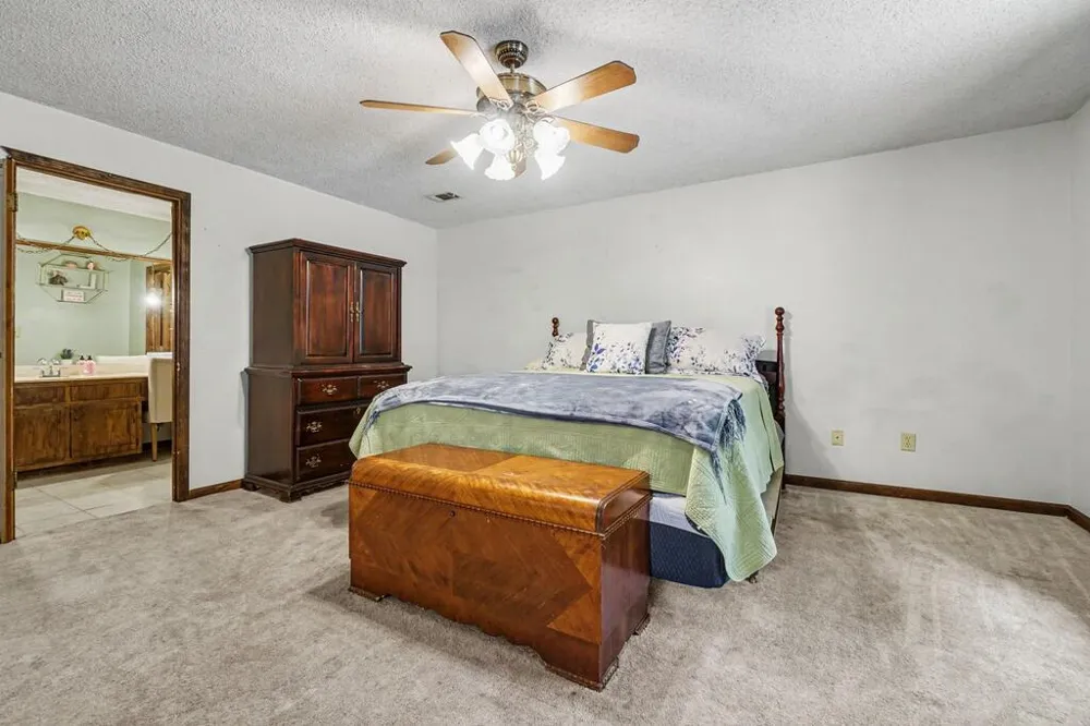 25 Woodall Rd Se White, GA 30184