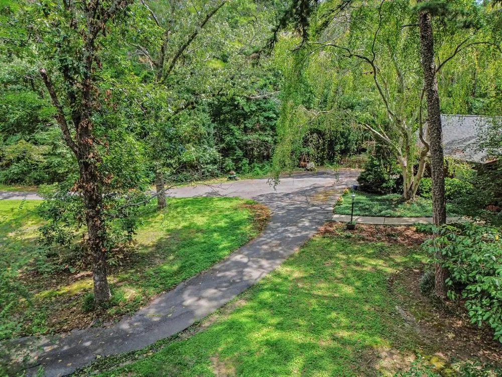 25 Woodall Rd Se White, GA 30184