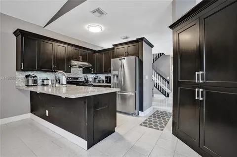 218 NW 75th Terrace