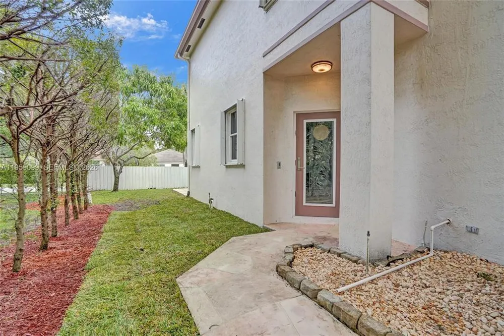 218 NW 75th Terrace Plantation, FL 33317