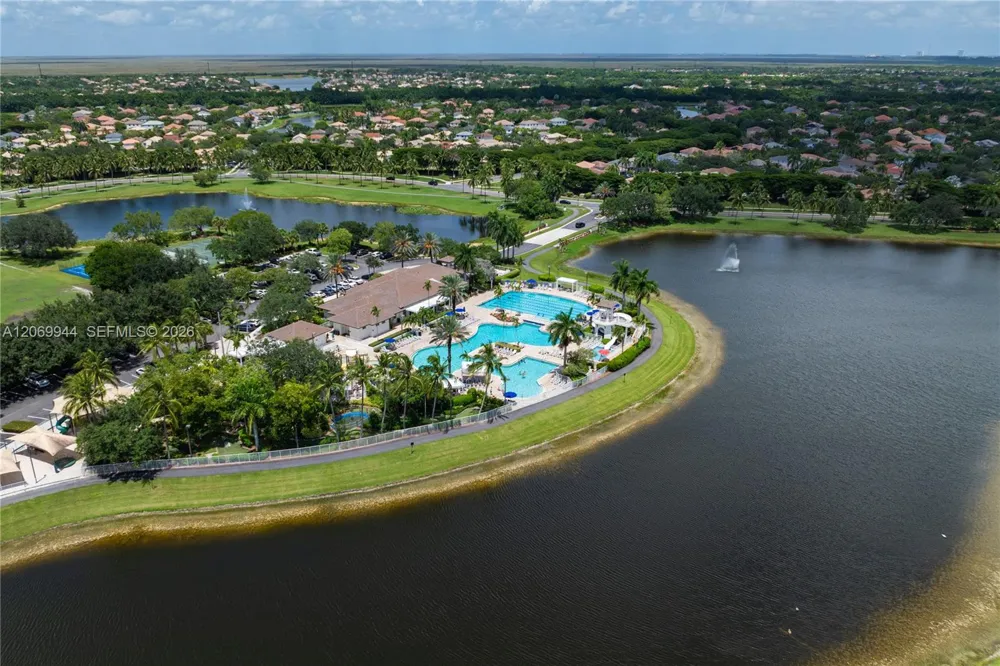 1625 Orion Ln Weston, FL 33327