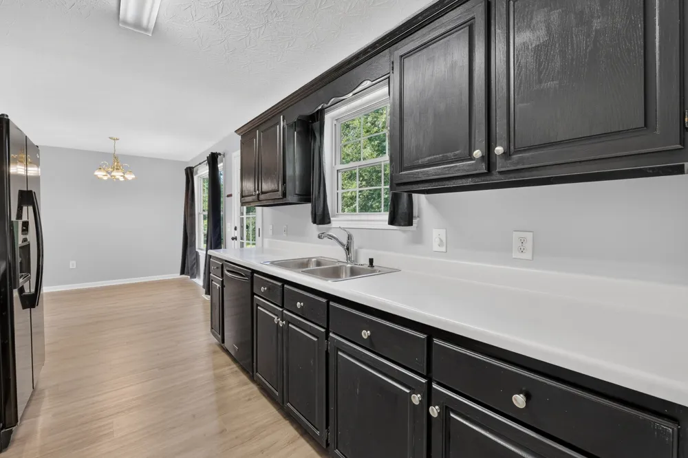 1460 Titan Way Lewisburg, TN 37091