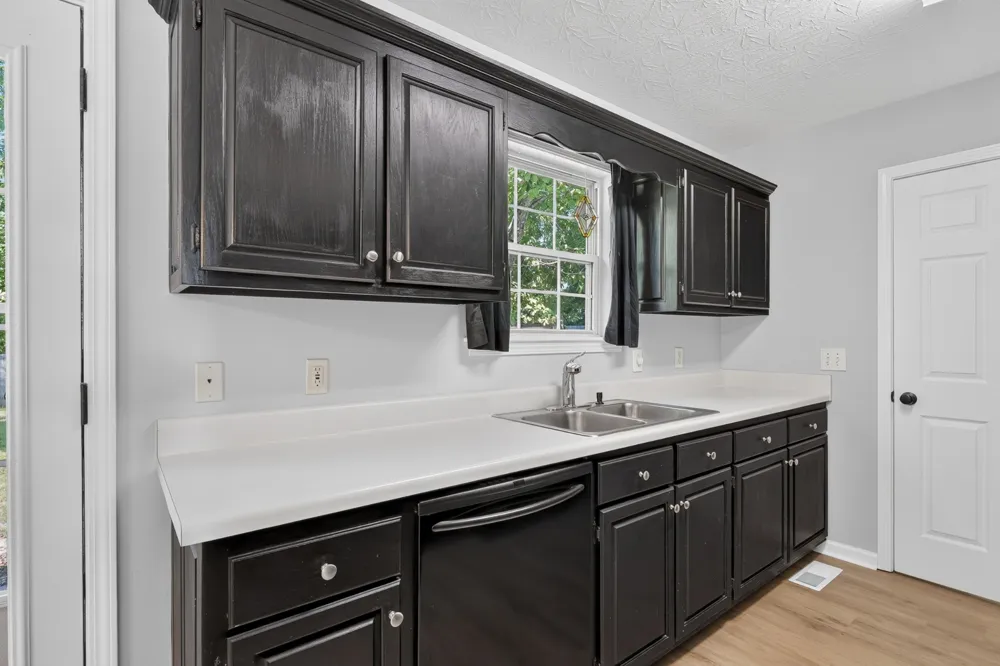 1460 Titan Way Lewisburg, TN 37091