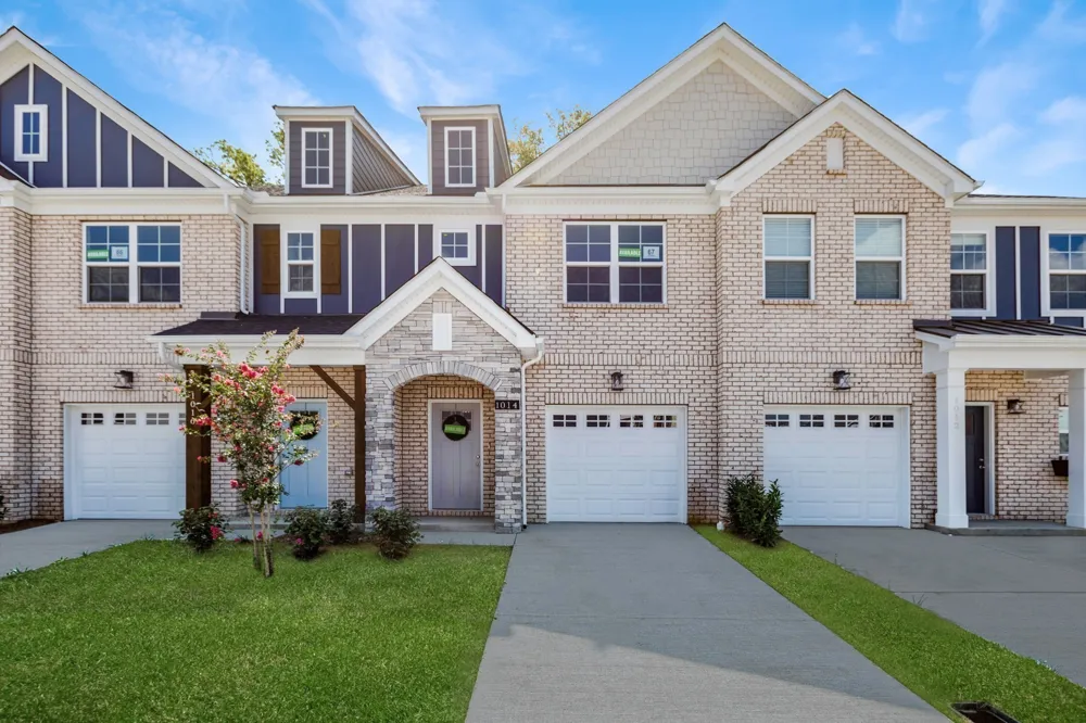 163 Rothwood PVT Drive Hendersonville, TN 37075