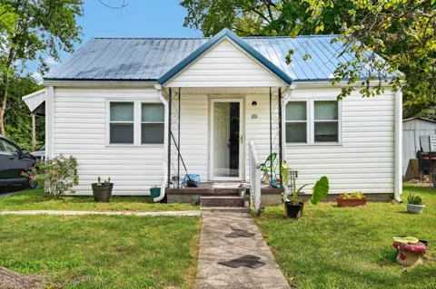101 S Legion Cir
