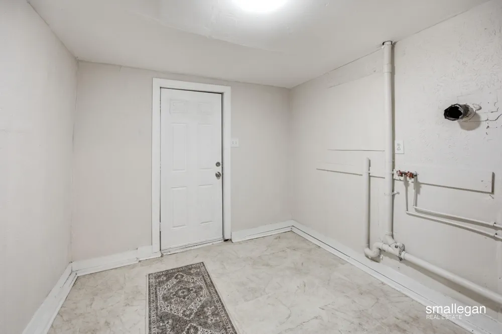 1316 Sanford Street Muskegon City, MI 49441