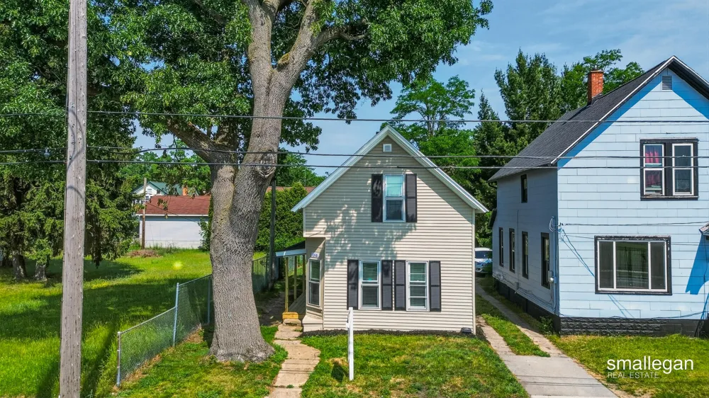 1316 Sanford Street Muskegon City, MI 49441