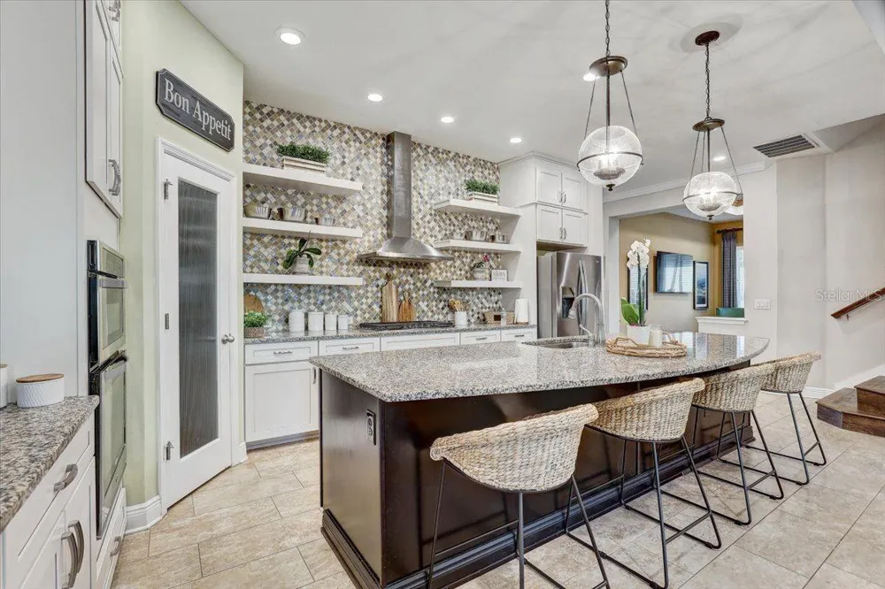 7209 MEETING HOUSE LANE Apollo Beach, FL 33572