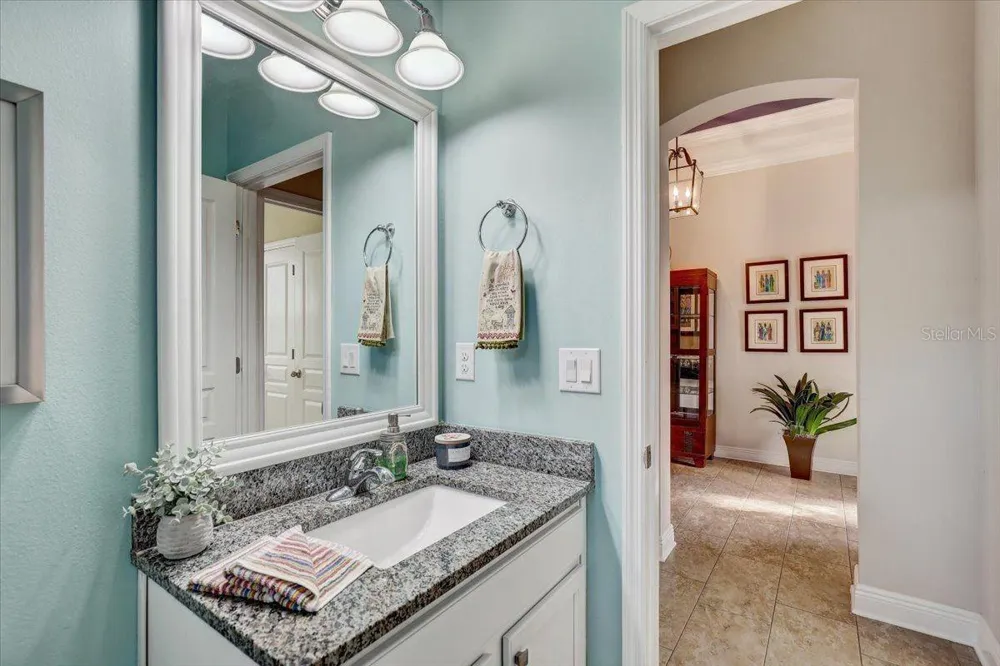 7209 MEETING HOUSE LANE Apollo Beach, FL 33572