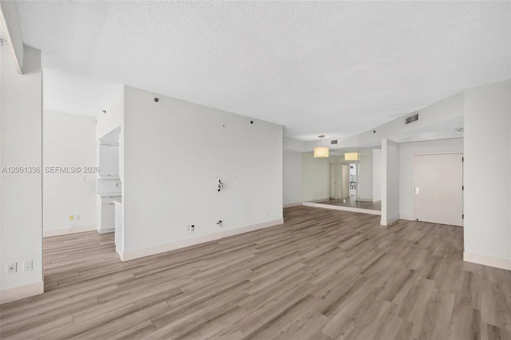 2000 Island Blvd #3008 Aventura, FL 33160