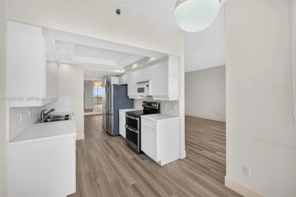2000 Island Blvd #3008 Aventura, FL 33160