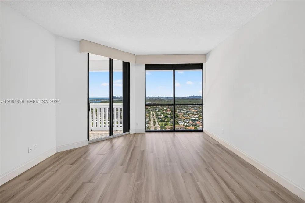 2000 Island Blvd #3008 Aventura, FL 33160
