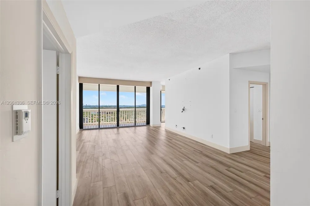 2000 Island Blvd #3008 Aventura, FL 33160