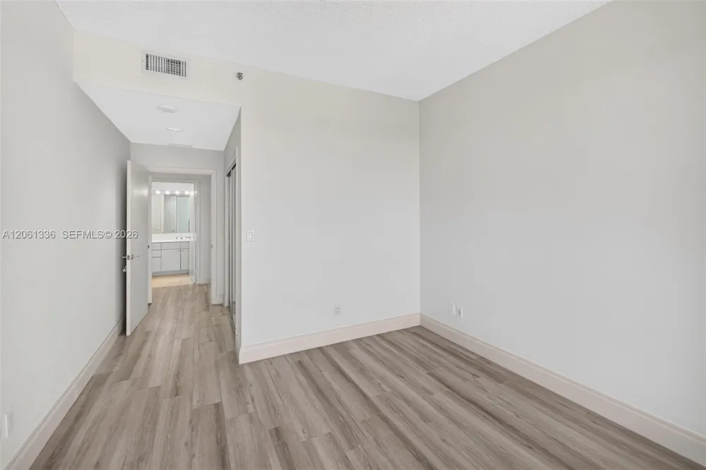 2000 Island Blvd #3008 Aventura, FL 33160