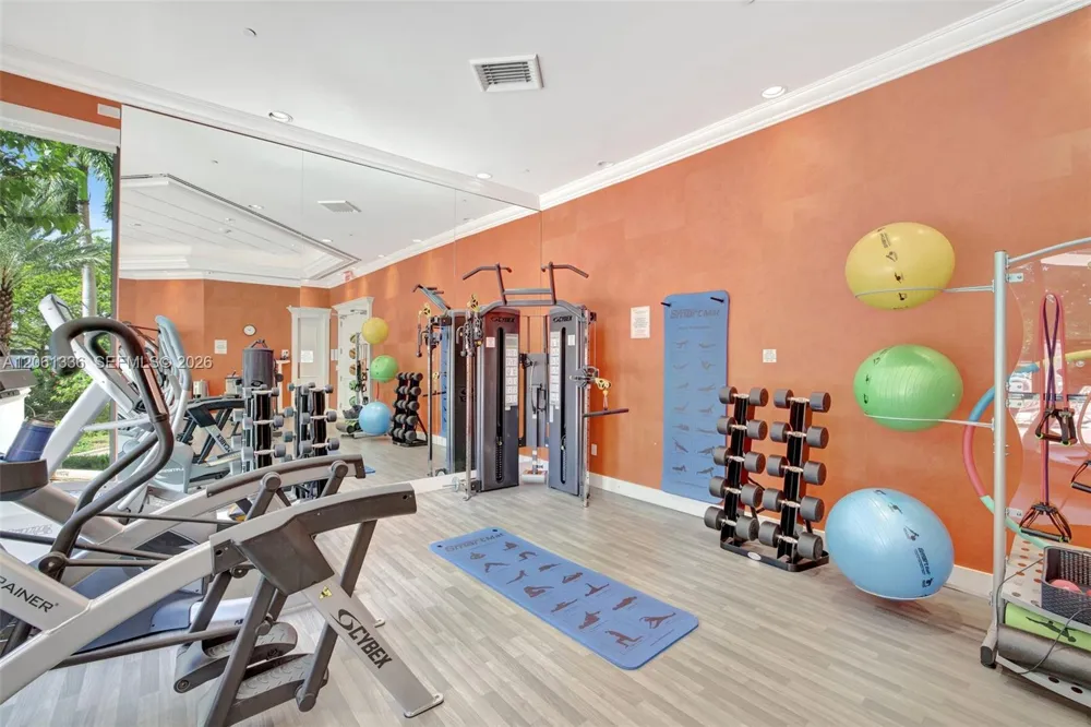 2000 Island Blvd #3008 Aventura, FL 33160