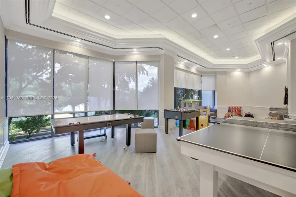 2000 Island Blvd #3008 Aventura, FL 33160