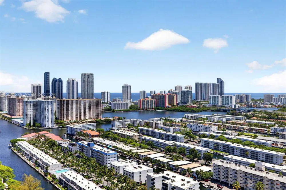 2000 Island Blvd #3008 Aventura, FL 33160