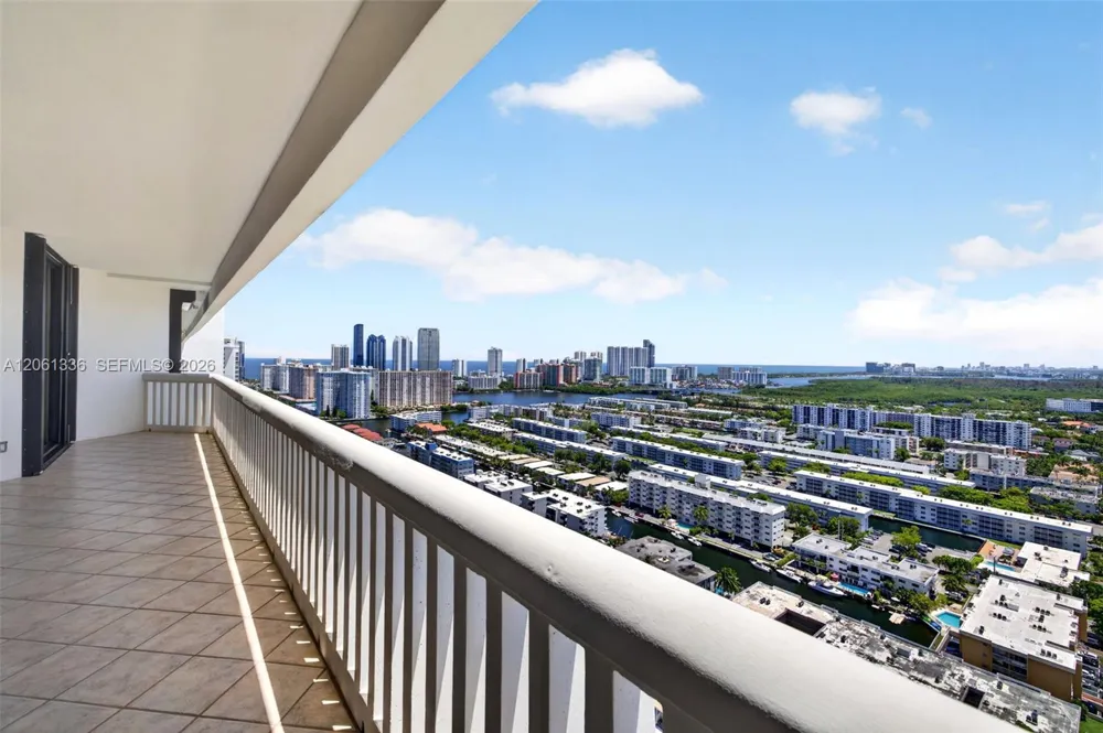 2000 Island Blvd #3008 Aventura, FL 33160