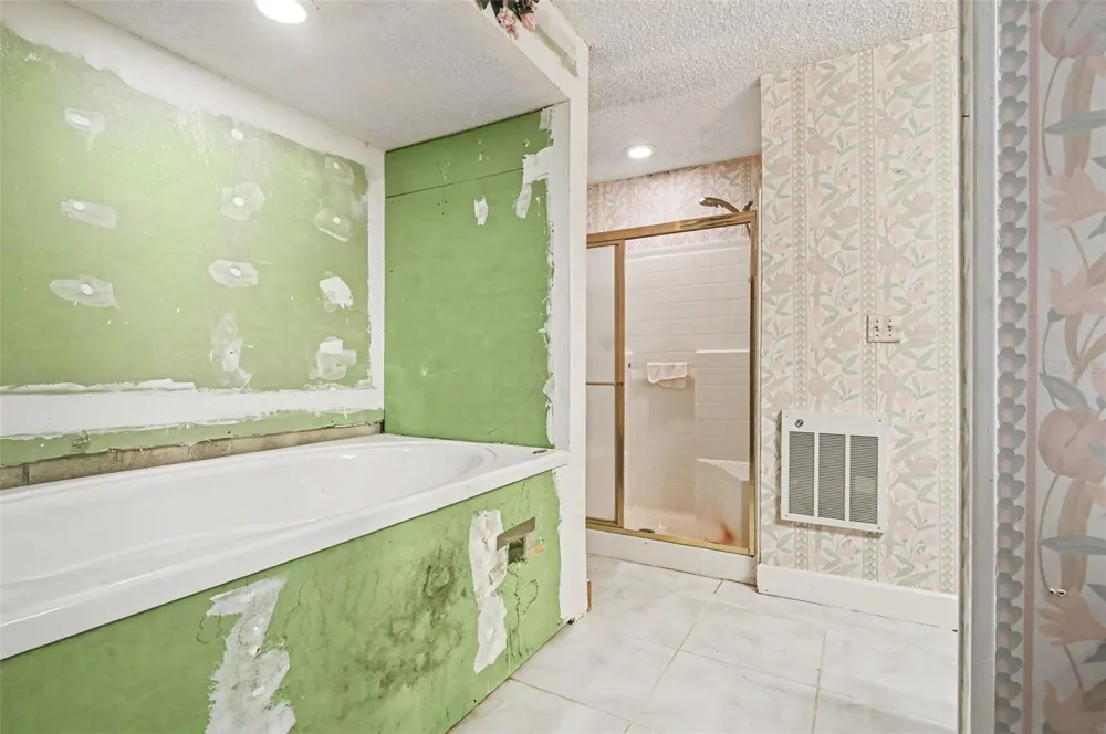 1235 MARSH FERN ROAD Mims, FL 32754