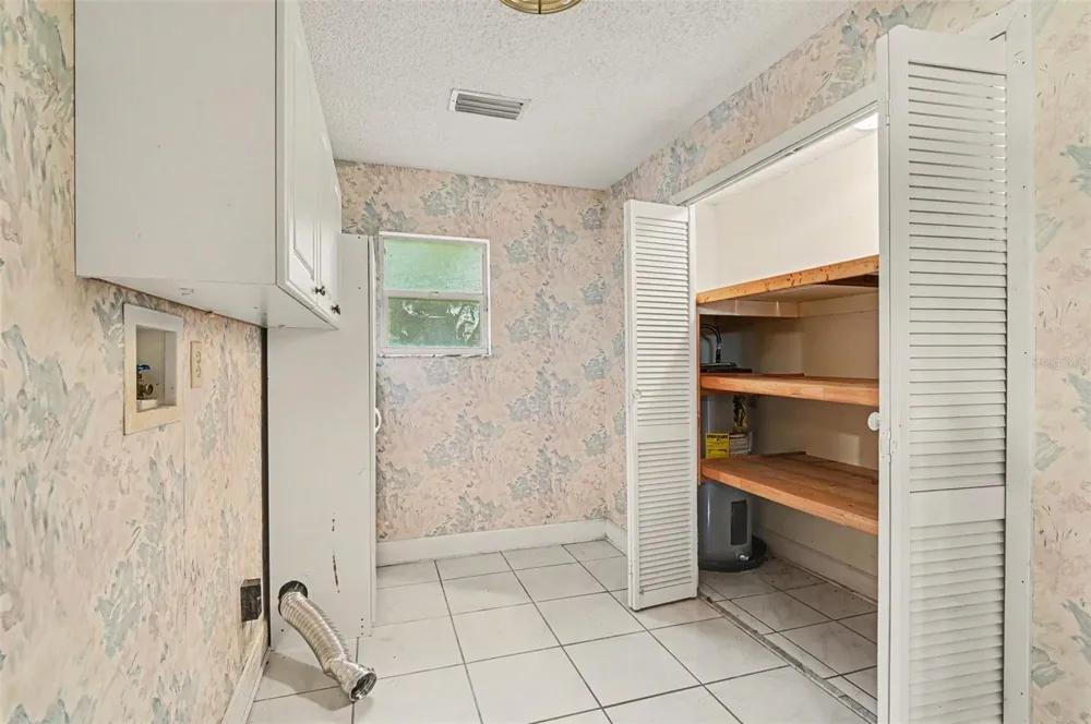 1235 MARSH FERN ROAD Mims, FL 32754