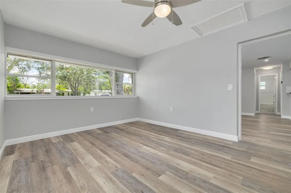 4227 HARRISBURG STREET NE St Petersburg, FL 33703