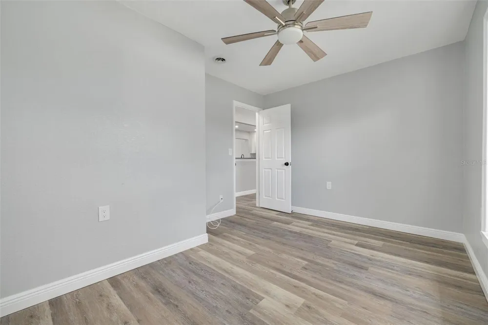 4227 HARRISBURG STREET NE St Petersburg, FL 33703