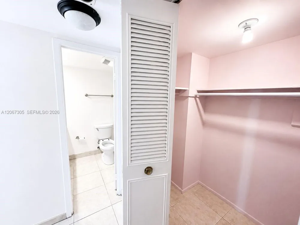 250 174th St #115 Sunny Isles Beach, FL 33160