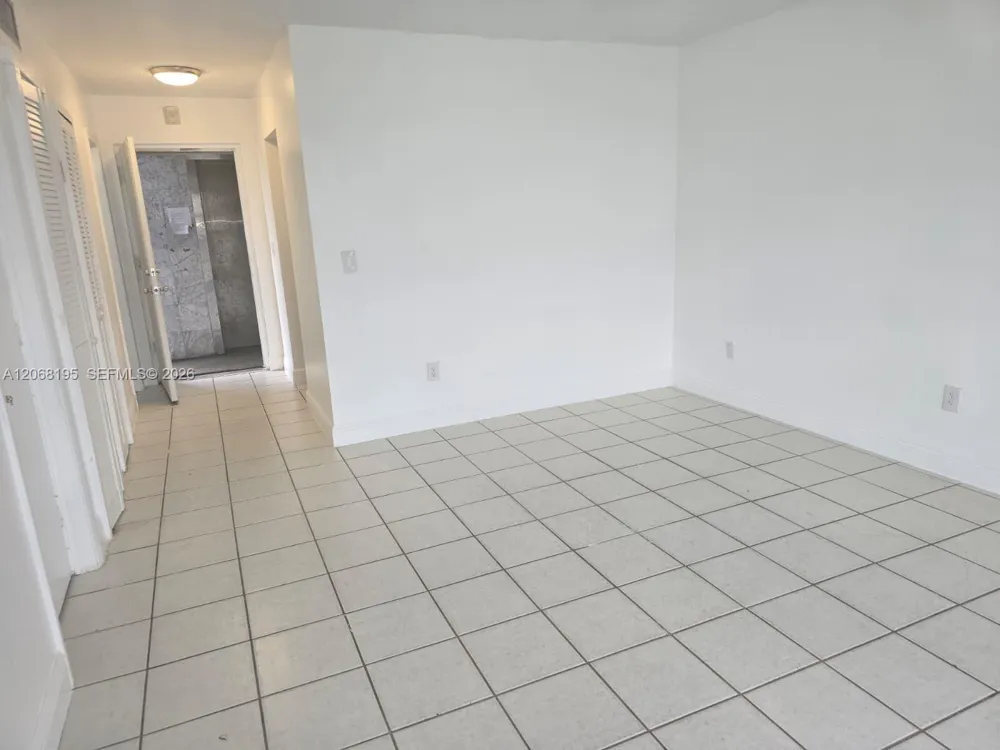 13725 NE 6th Ave #104 North Miami, FL 33161