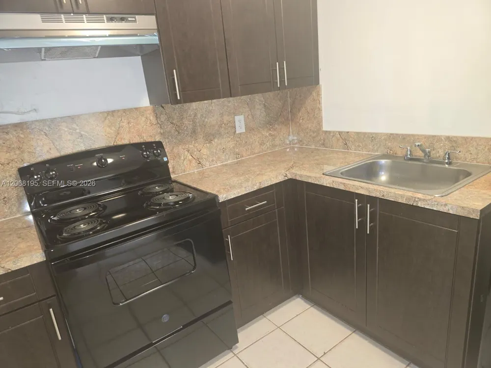 13725 NE 6th Ave #104 North Miami, FL 33161