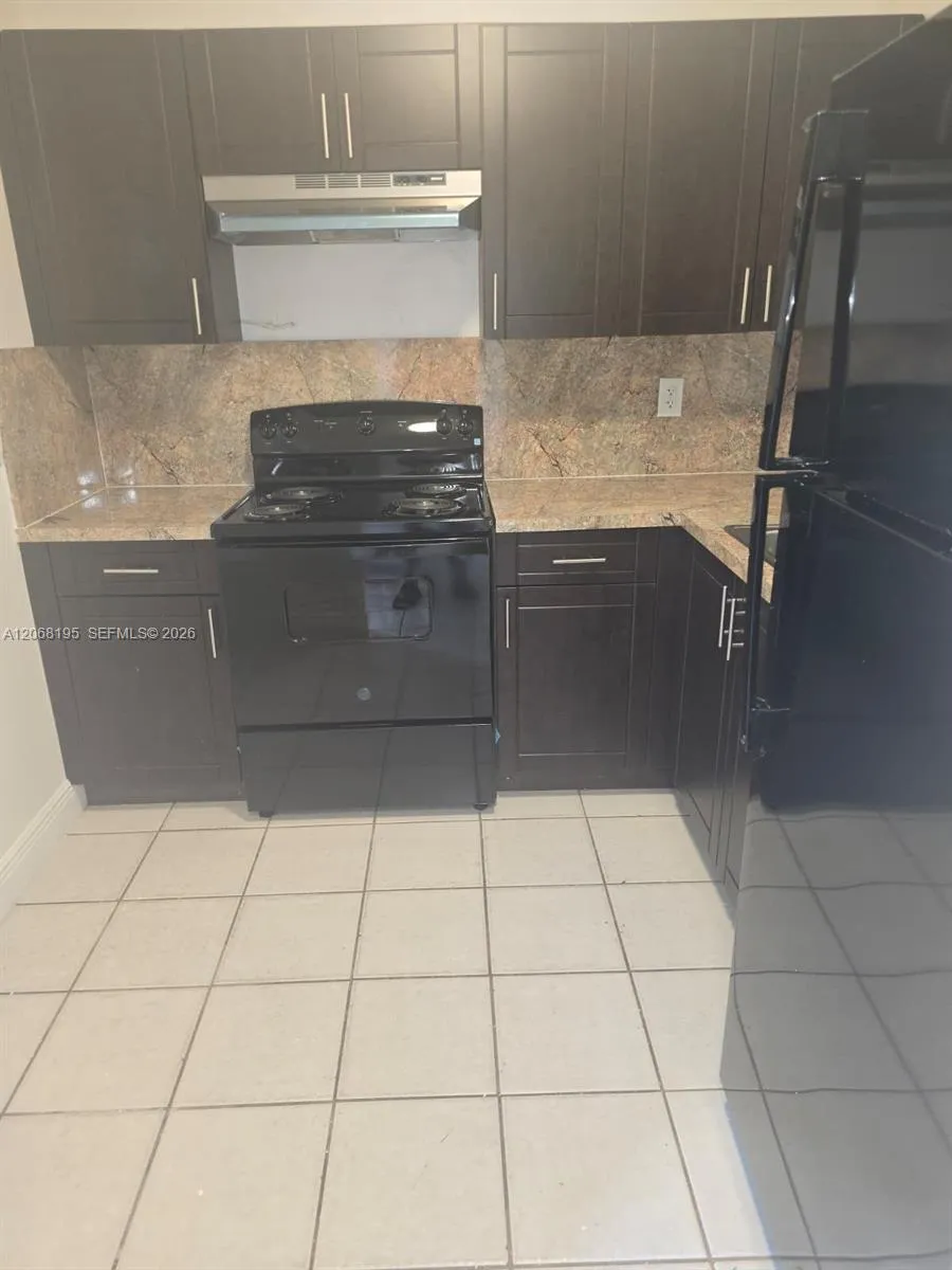 13725 NE 6th Ave #104 North Miami, FL 33161