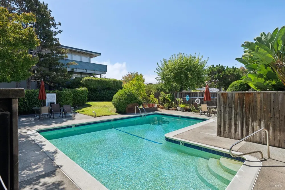 320 Via Casitas ##111 Greenbrae, CA 94904