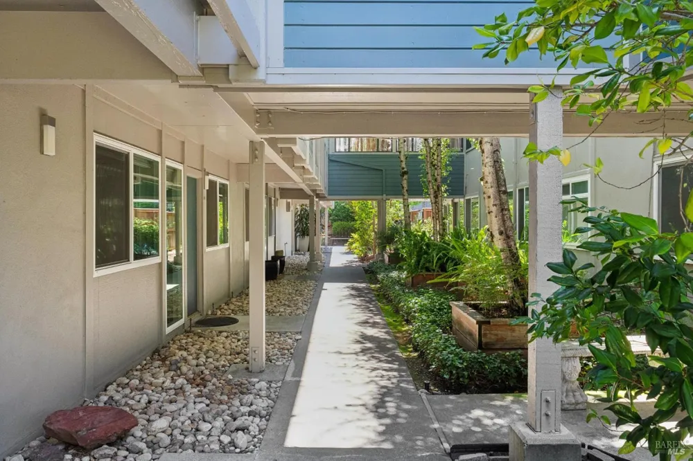 320 Via Casitas ##111 Greenbrae, CA 94904