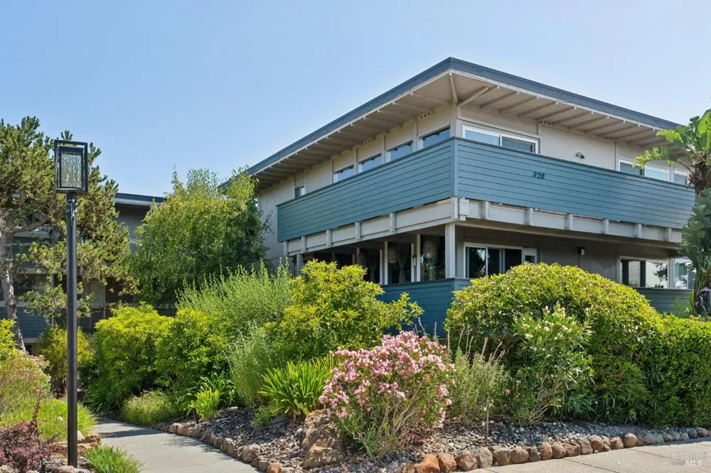 320 Via Casitas ##111 Greenbrae, CA 94904