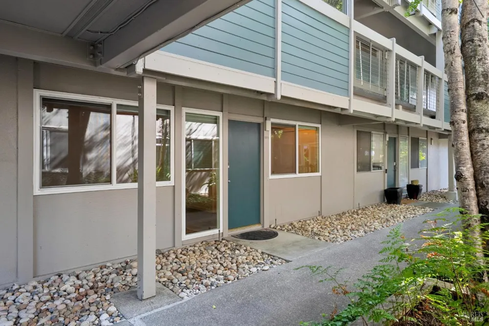 320 Via Casitas ##111 Greenbrae, CA 94904