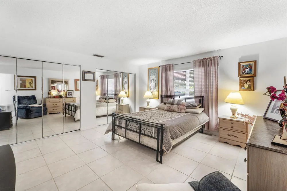 687 MARLBORO Oval #A Lake Worth, FL 33467