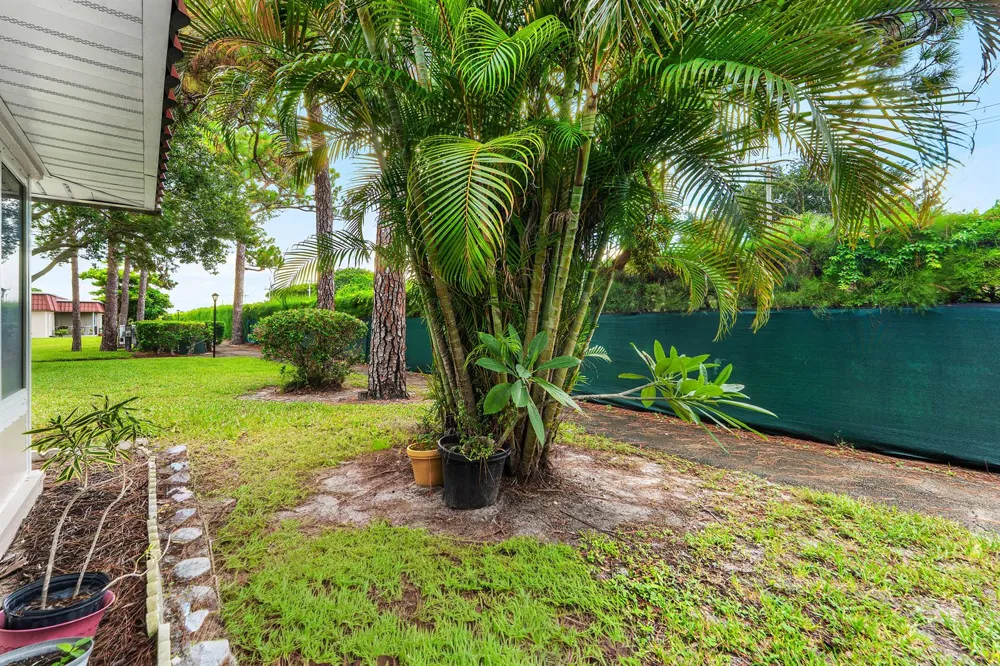 687 MARLBORO Oval #A Lake Worth, FL 33467
