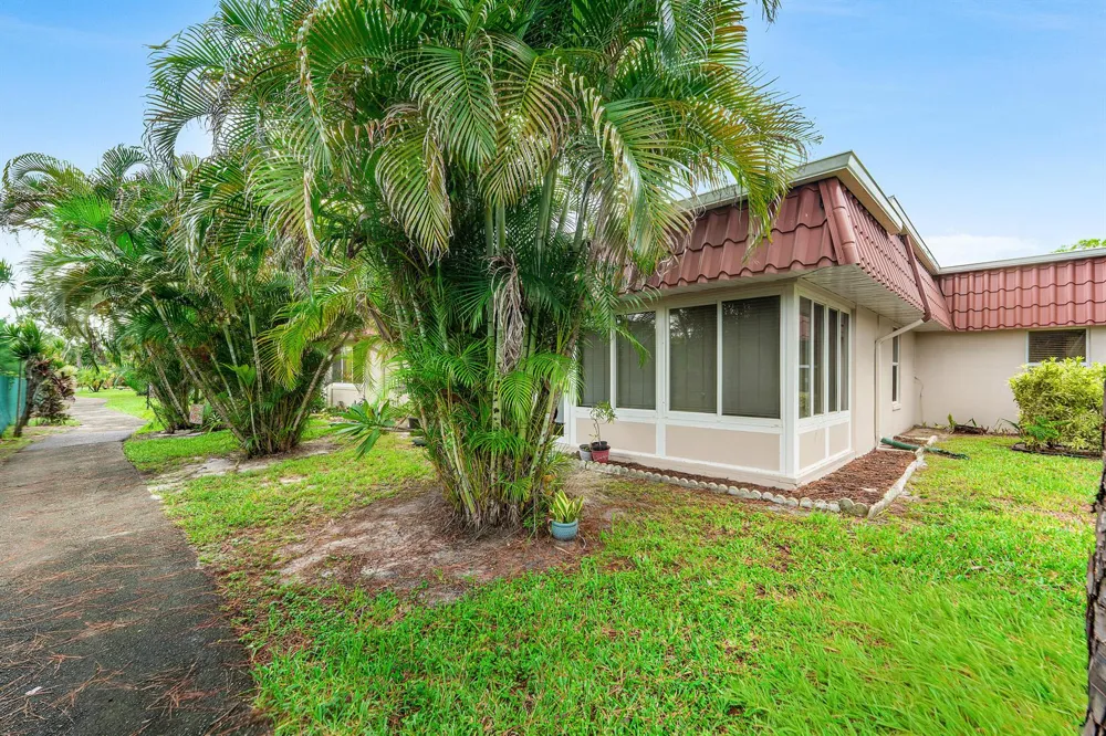 687 MARLBORO Oval #A Lake Worth, FL 33467