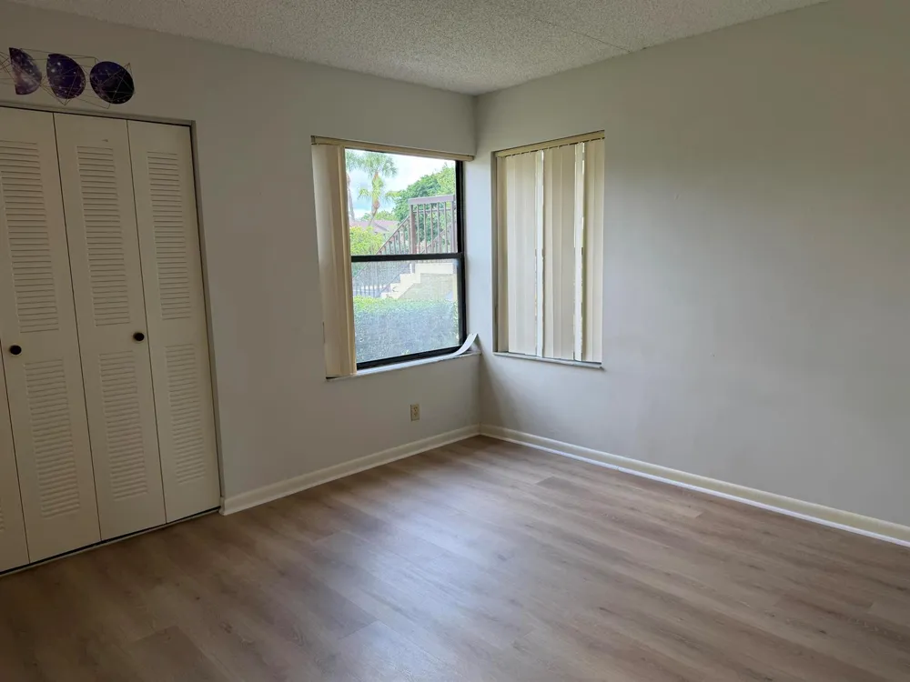 4692 Lucerne Lakes Boulevard E #106 Lake Worth, FL 33467
