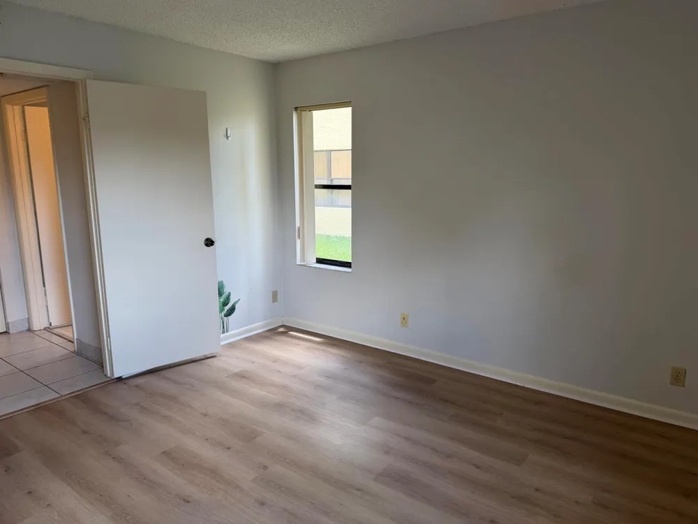 4692 Lucerne Lakes Boulevard E #106 Lake Worth, FL 33467