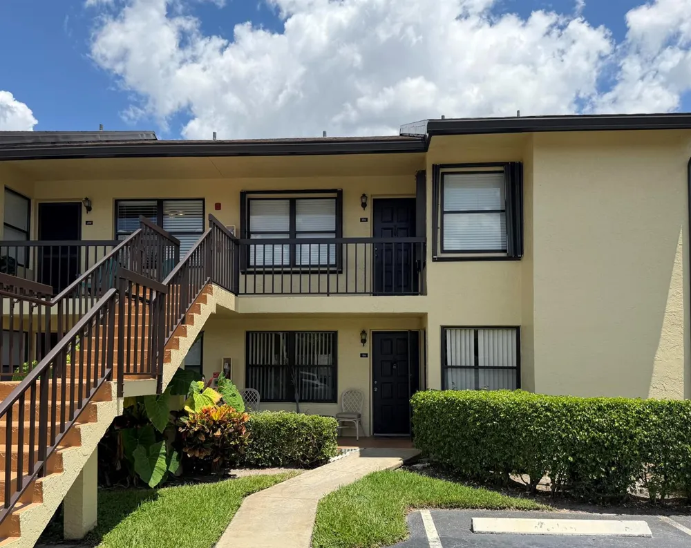 4692 Lucerne Lakes Boulevard E #106 Lake Worth, FL 33467