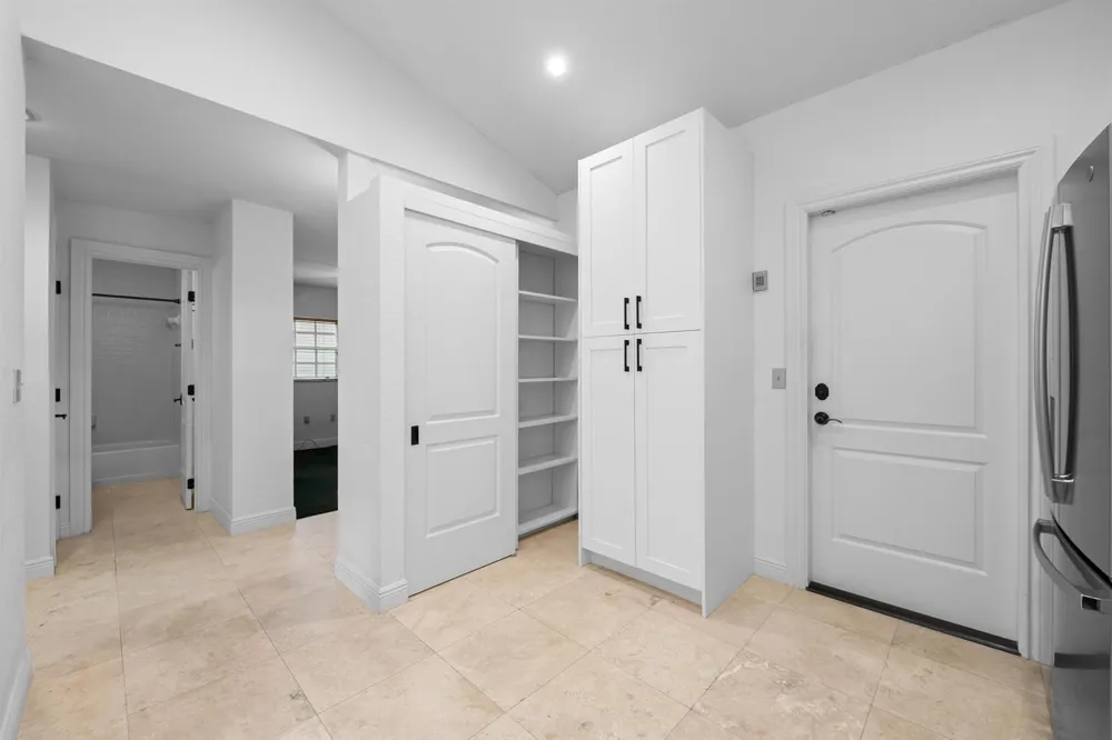 8211 NW 70th Street Tamarac, FL 33321