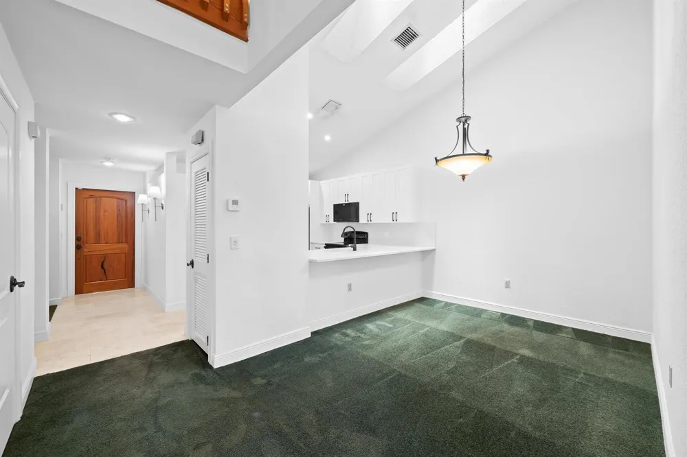 8211 NW 70th Street Tamarac, FL 33321