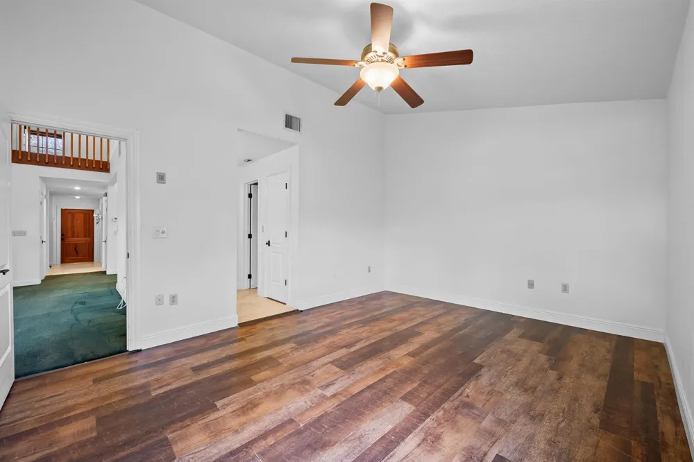 8211 NW 70th Street Tamarac, FL 33321