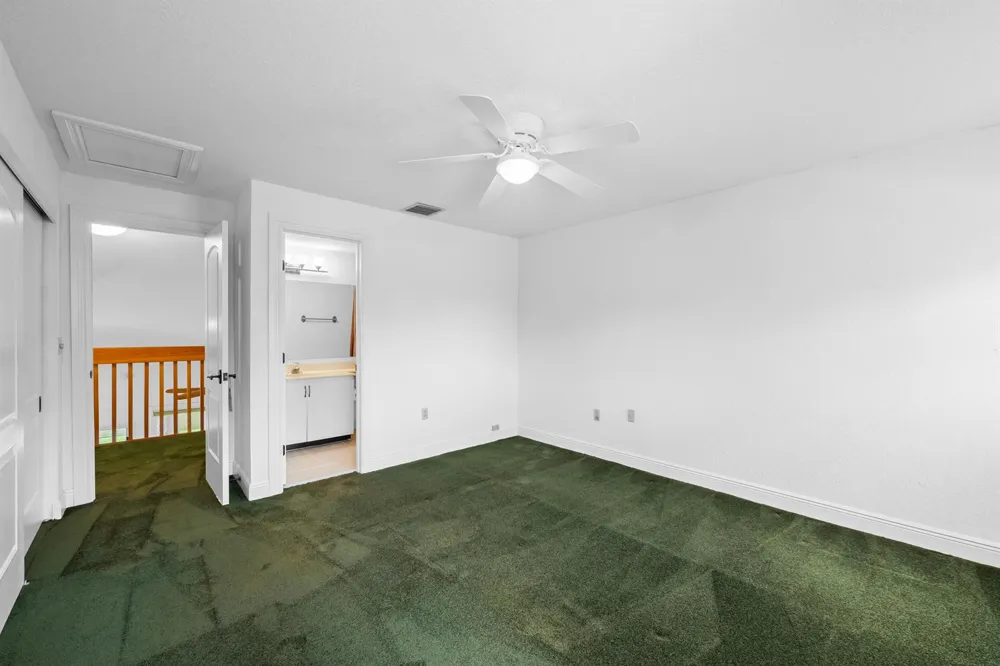 8211 NW 70th Street Tamarac, FL 33321