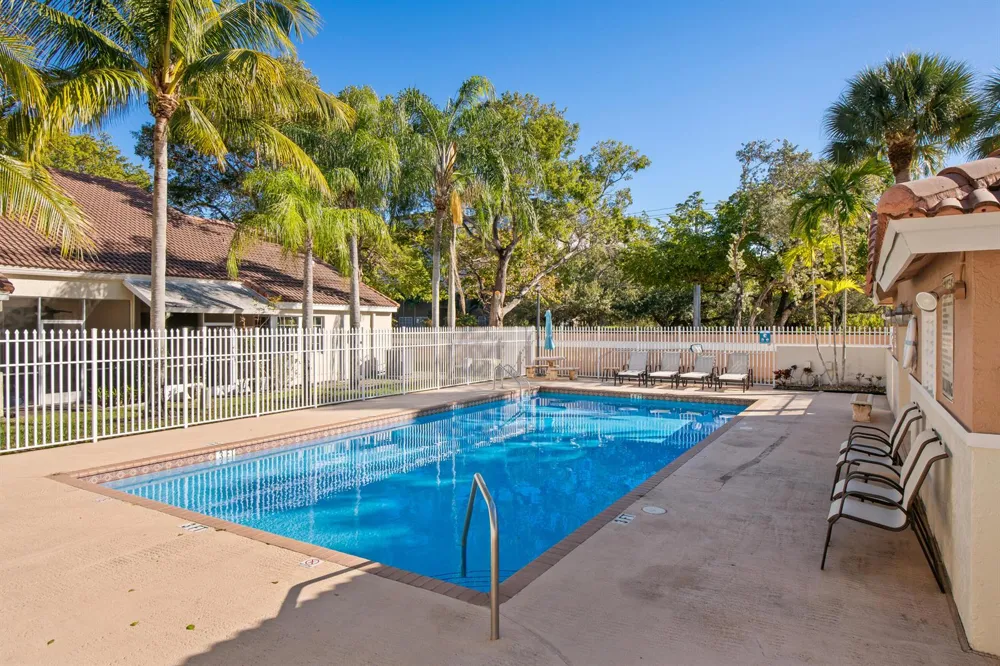 8211 NW 70th Street Tamarac, FL 33321