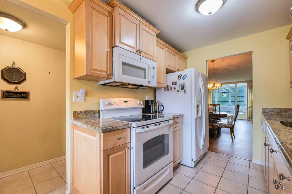 4851 NW 26th Court ##344 Lauderdale Lakes, FL 33313